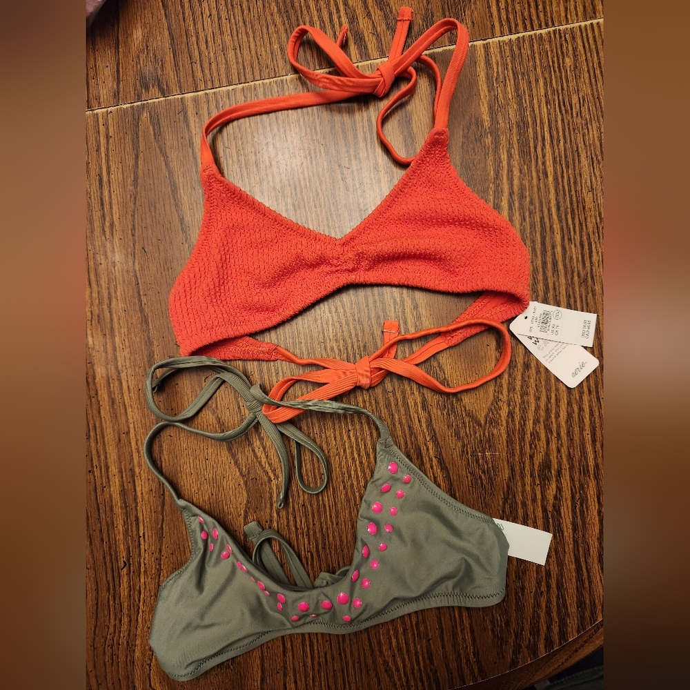 2 AERIE SWIMWEAR TOPS SZ XS, NWT